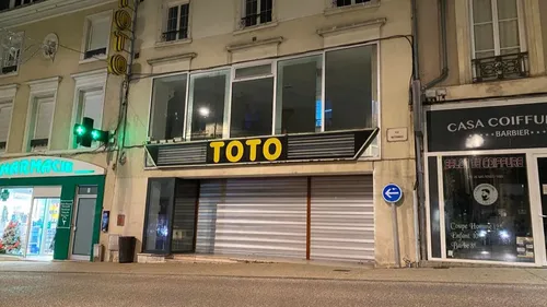 Le Mans : les burgers halal "Point B" s’installent rue Nationale